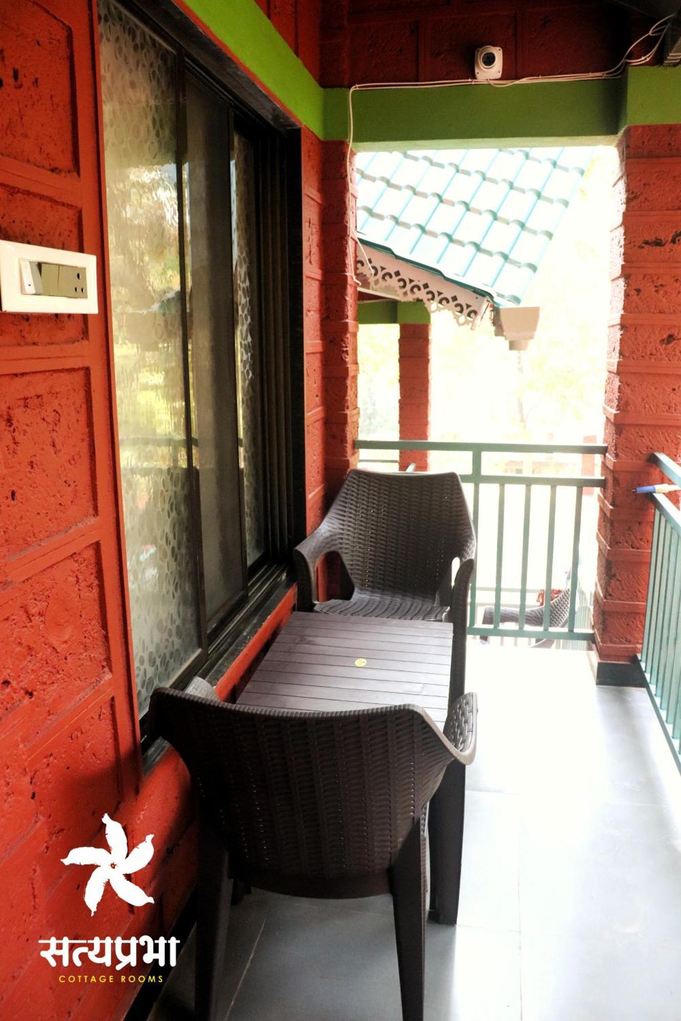 Satyaprabha Cottage Rooms Kudal  エクステリア 写真